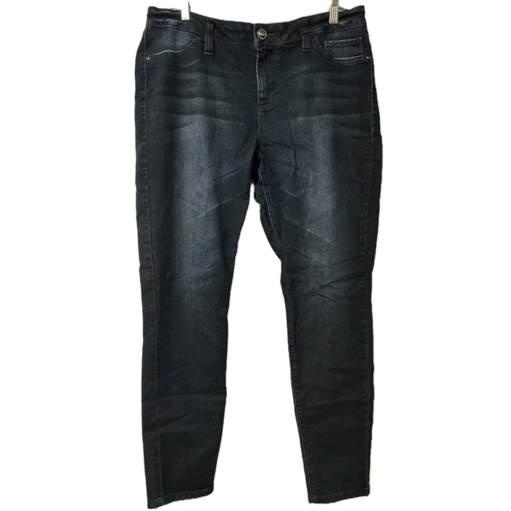 ELLE Jeans Women's 16R Stretch Tapered Leg Blue Denim Pants‎  Whiskering Pockets